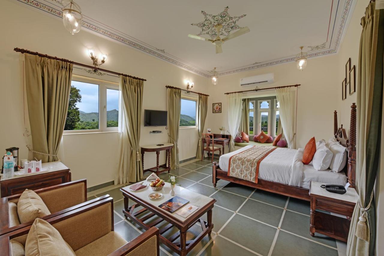 The Amargarh Hotel Udaipur Bagian luar foto