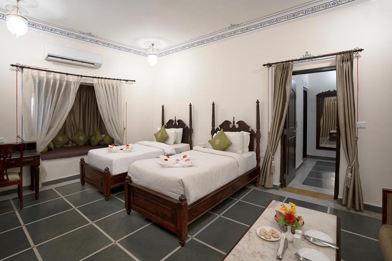 The Amargarh Hotel Udaipur Bagian luar foto
